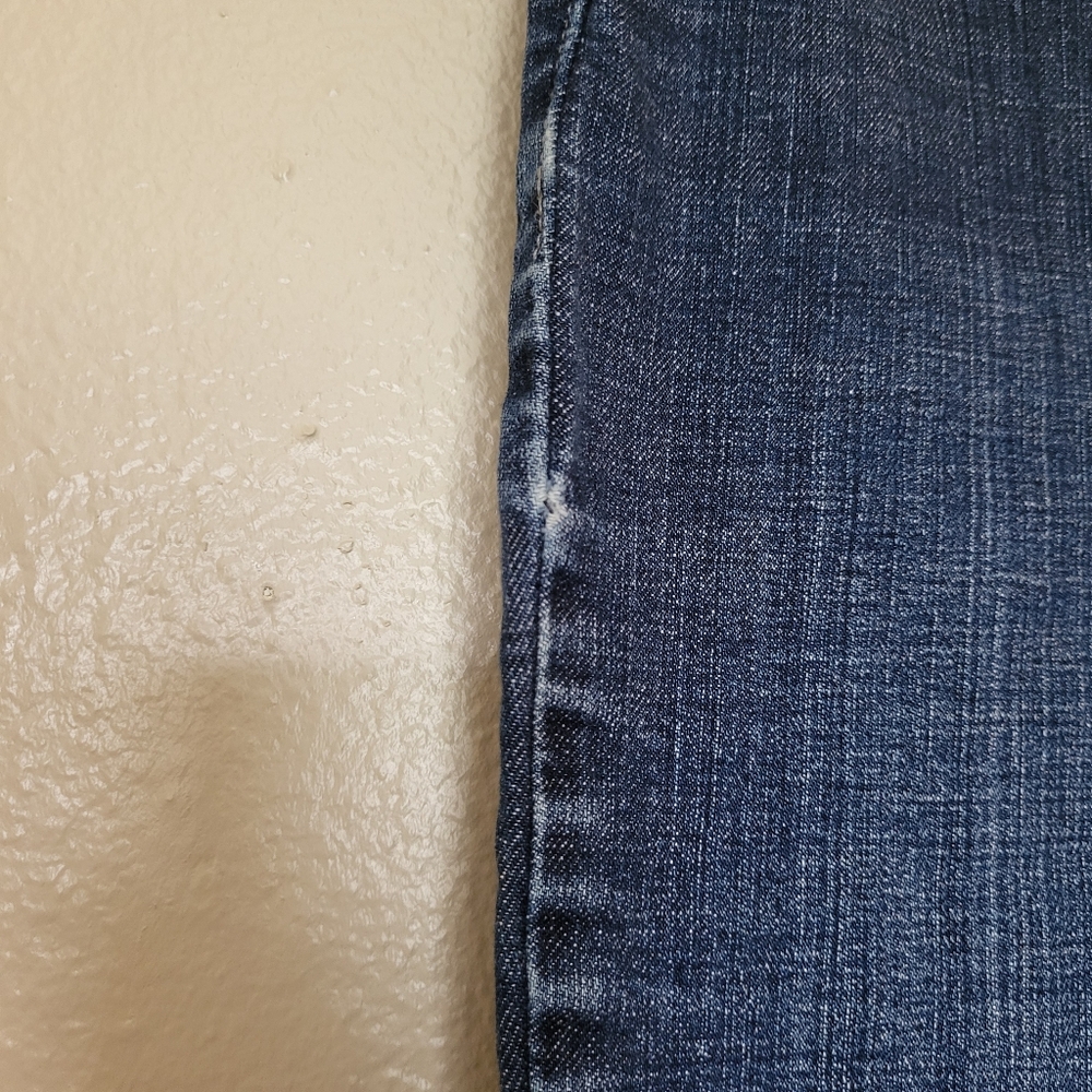 Levi's 512 Women's Dark Wash Boot Cut Jeans - Picture 6 of 6